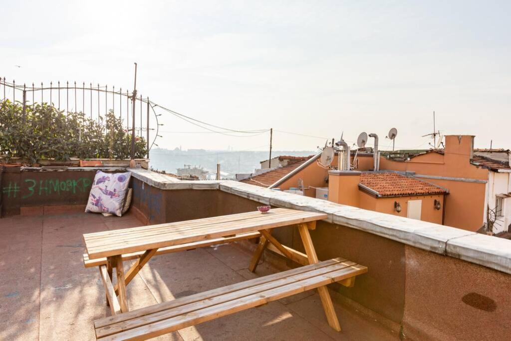 דירות Sincere Istanbul Experience In Galata Area. מראה חיצוני תמונה